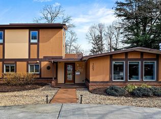 3007 Pine Spring Rd, Falls Church, VA 22042