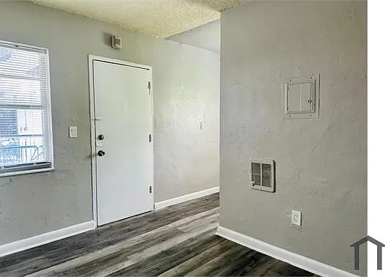 1801 NW 54th St #19 — Photo 6