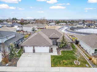 2604 W 44th Pl, Kennewick, WA