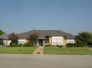 2107 Sleepy Hollow Dr, Arlington, TX 76006