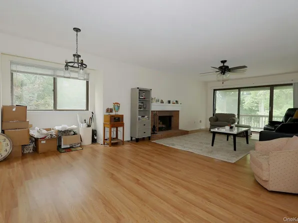 129 Heritage Hills #A, Somers, NY 10589