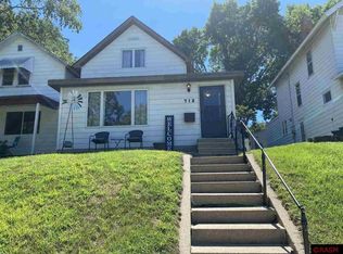 713 N 4th St, Mankato, MN 56001