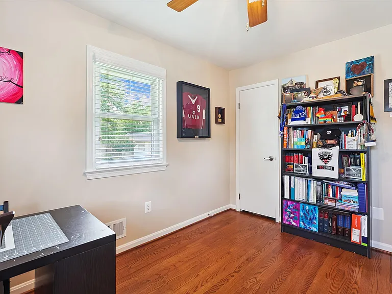 8319 Orville St — Photo 25