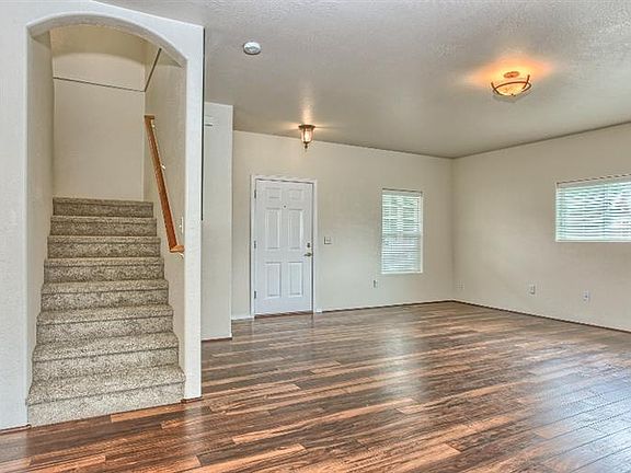 3rd image of 2521 Parkwood Village Ln