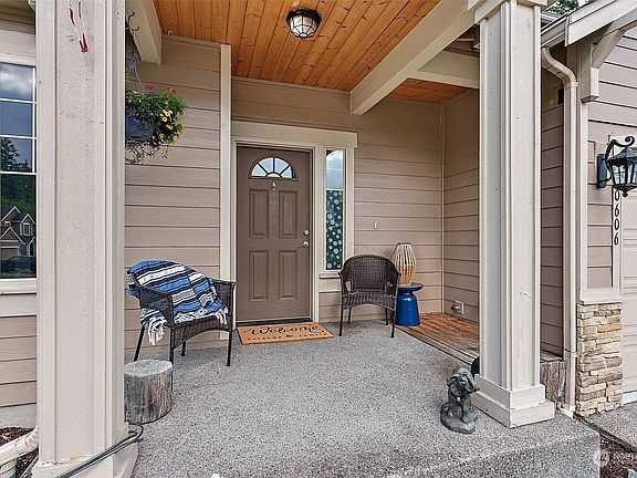 2nd image of 20606 84th Avenue Ct E