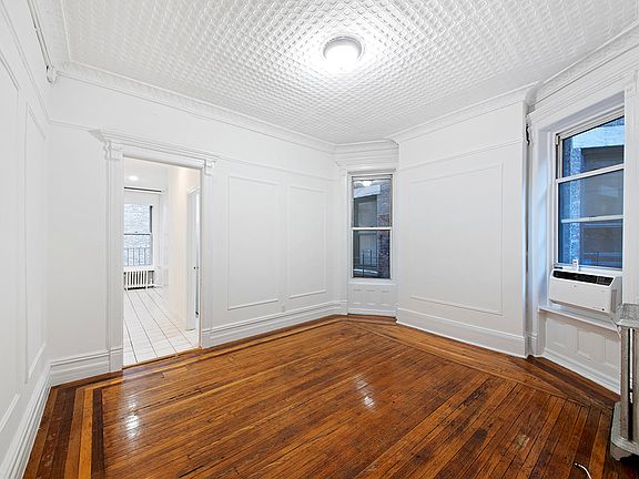 5th image of 76 W 82nd St APT 4B