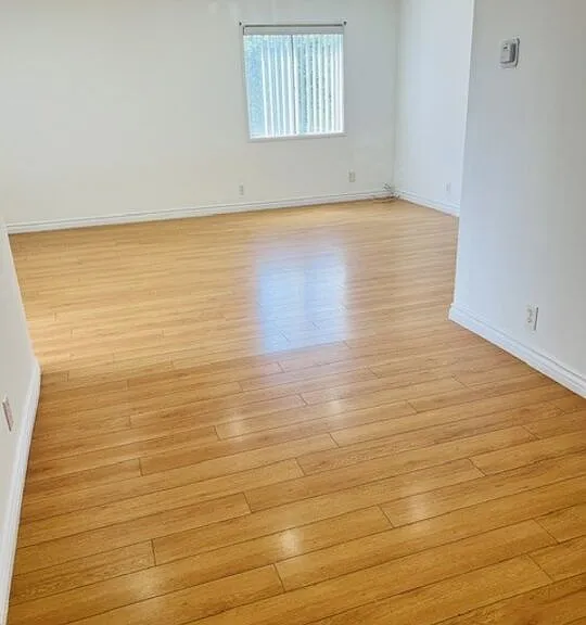 2337 W Gramercy Ave #1 — Photo 3