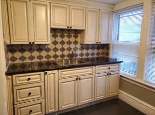 614 Slade St APT 2, Fall River, MA 02724