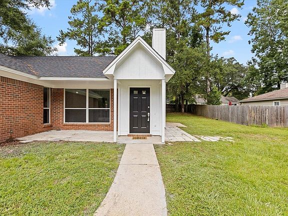 4th image of 3264 Whitney Dr E