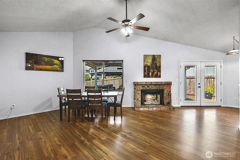 4th image of 11510 SE 215th Street