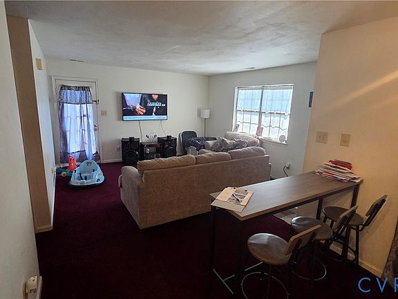 4th image of 6133 Brookwood Dr APT B
