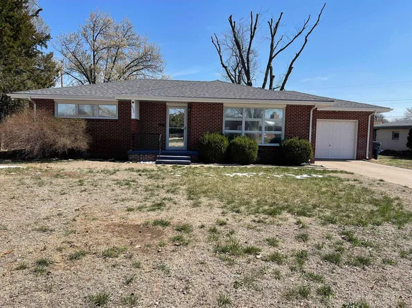 2530 Quivira Ave, Great Bend, KS 67530