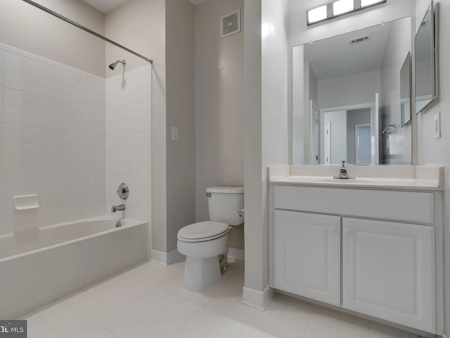 2 bed, 2.0 bath, 1684 sqft, $2,550 — Photo 4