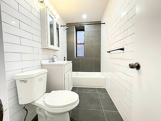 5th image of 56 Fort Washington Ave APT 52