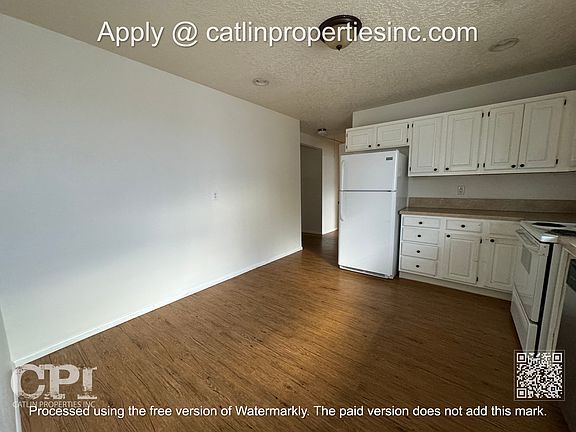 5th image of 1105 Elm St