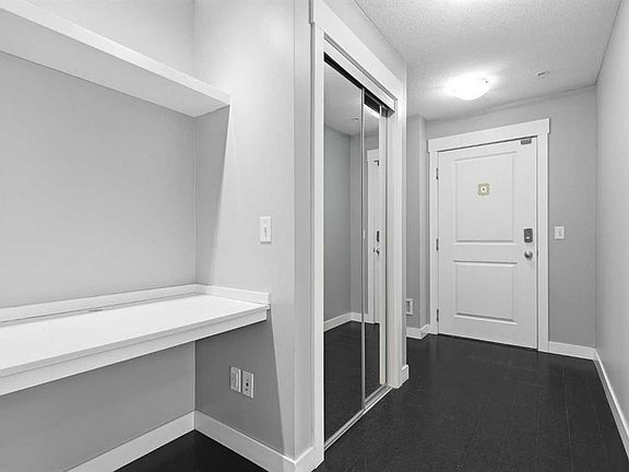 4th image of 302 S Skyview Ranch Dr NE #2301