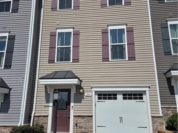 2016 Cade Dr, Monaca, PA 15061