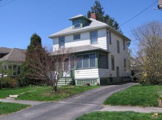 41 Colonial Rd, Portland, ME 04102