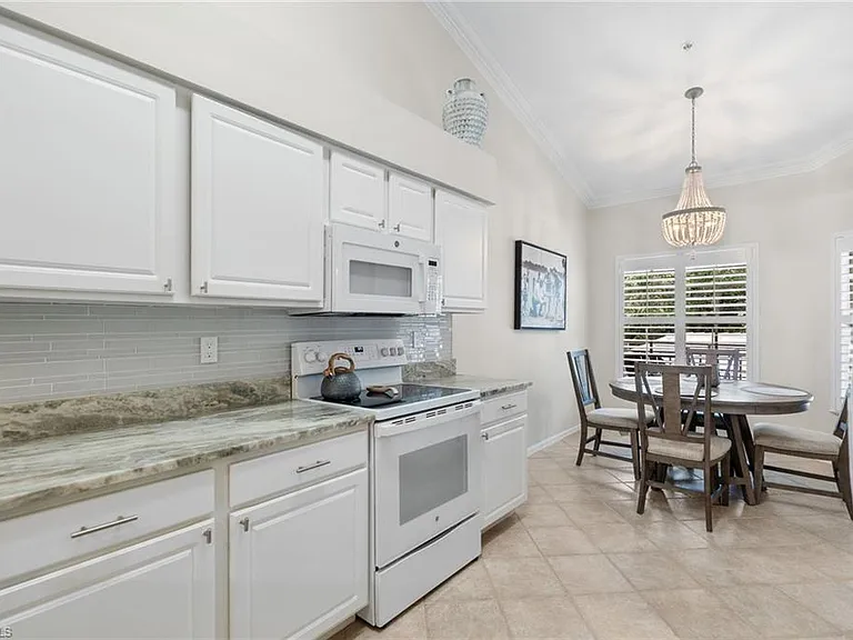 1930 Willow Bend Cir #201 — Photo 5