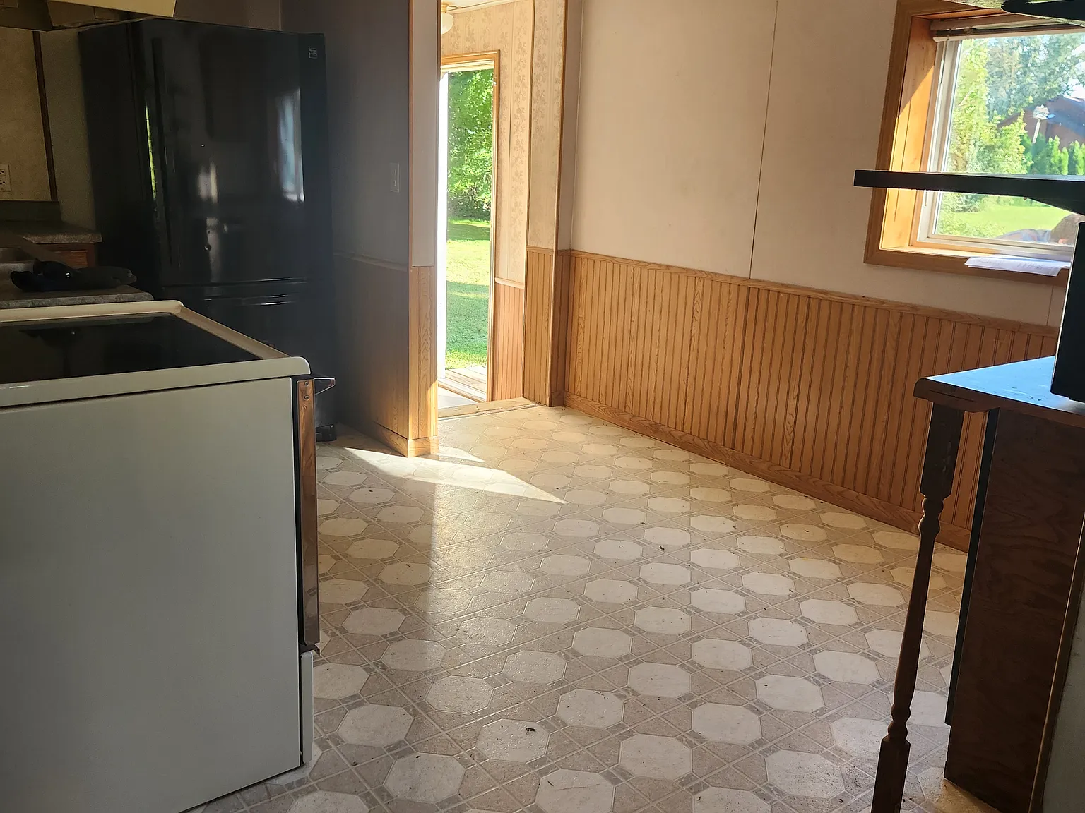 2 bed, $900 — Photo 4