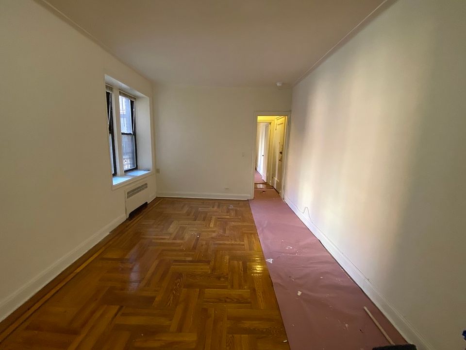 1st image of 41-00 43rd Ave #E1b