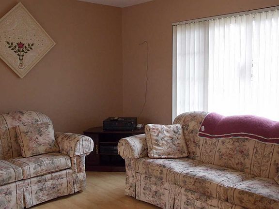 3rd image of 2040 Norfolk Ave