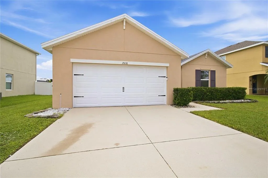 3 bed, 2.0 bath, 1626 sqft, $2,550 — Photo 1