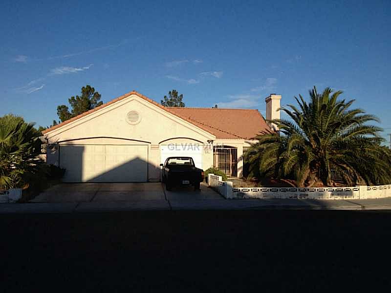 1st image of 901 Shifting Sands Dr