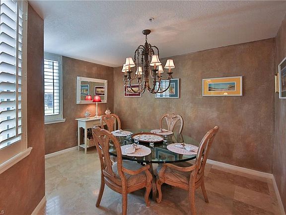 5th image of 3640 Belair Ln #22