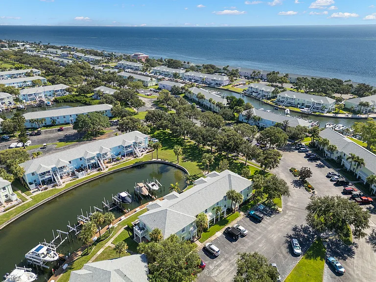 5243 Beach Dr SE #B — Photo 42