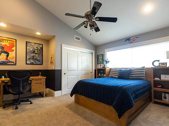 4th image of 857 Calle Laredo