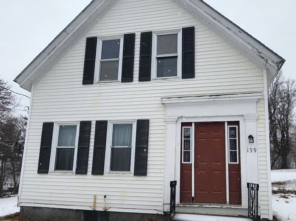159 High Street, Dexter, ME 04930