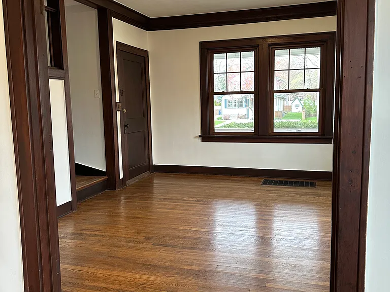 464 S Main St #1 — Photo 3