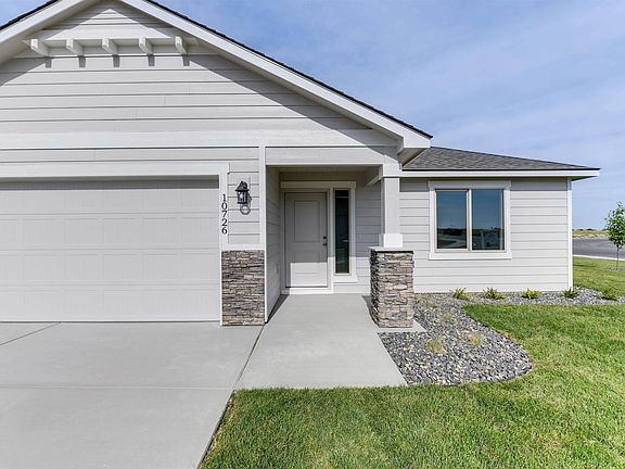 3rd image of 10726 Chinook Dr