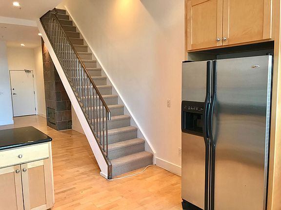 5th image of 814 Hayes St #3