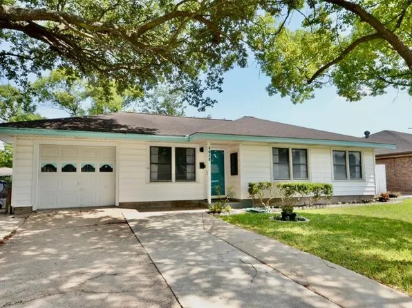 3026 Danforth Dr, Texas City, TX 77590