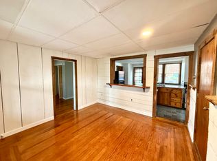 20 Woodworth St FLOOR 1, Suffield, CT 06078