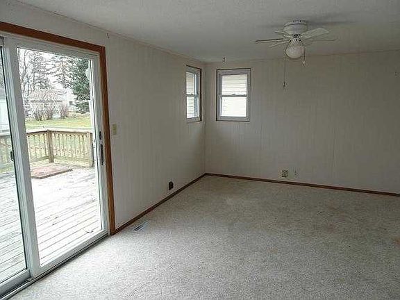 Family Room with Sliders to Deck