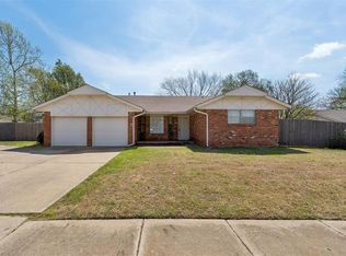1924 Burnt Oak St, Norman, OK 73071