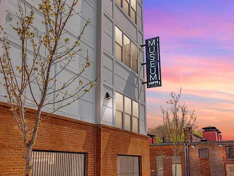 Museum Lofts — Photo 22