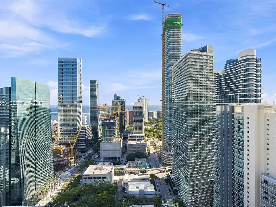 1080 Brickell Ave #3800