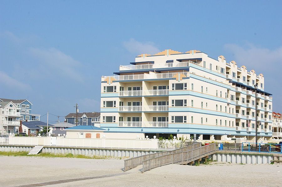 Royal Beach Condos