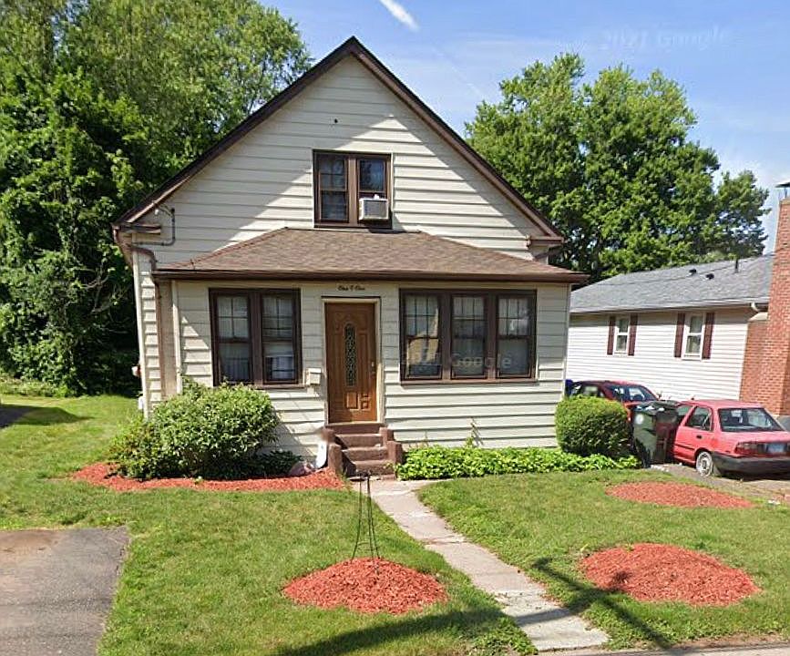 2nd image of 101 Walnut St