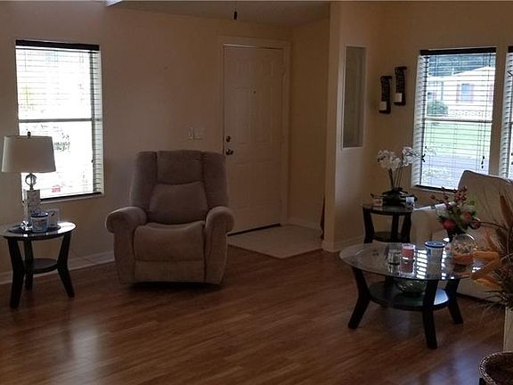 5th image of 326 Cypress Run Ct