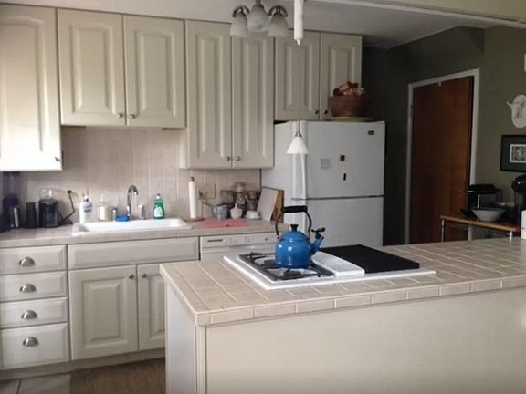 2nd image of 1815 Northwest Blvd #2