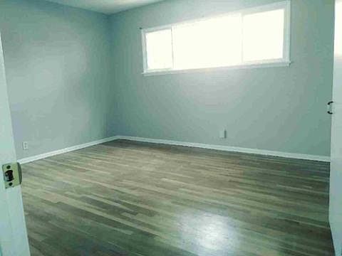 5th image of 11213 Franklin Ave