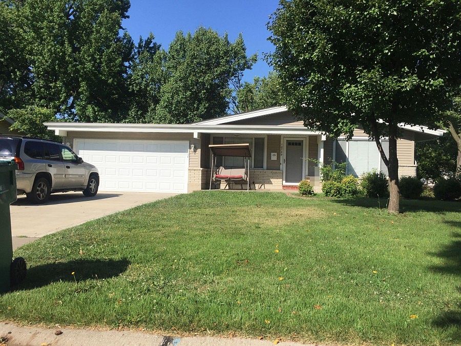 1st image of 10749 Landseer Dr
