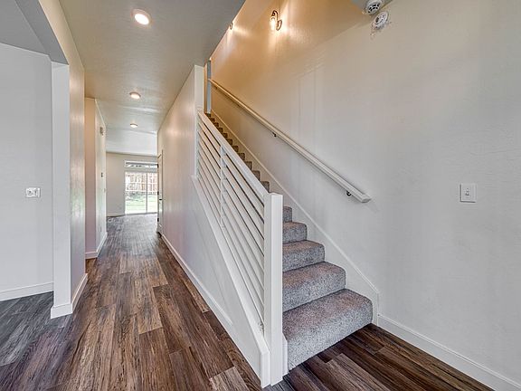 4th image of 17608 Valley Crest Trl