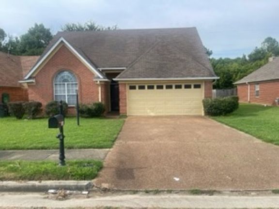 2nd image of 8392 Creek Front Dr