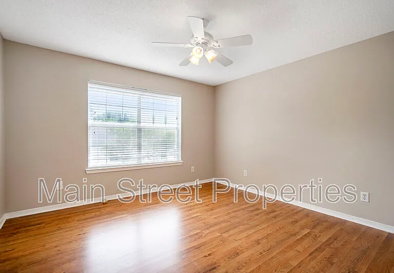 5320 Powrie Dr — Photo 18
